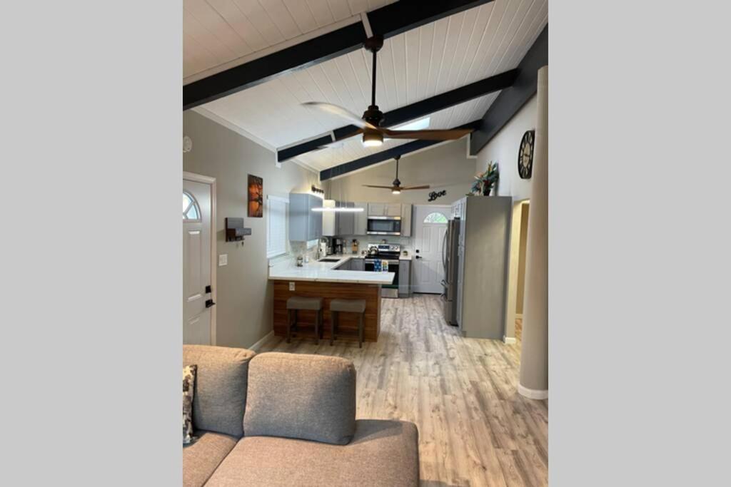 Spacious 2 Bedroom Beach House With King Suite Waianae Εξωτερικό φωτογραφία