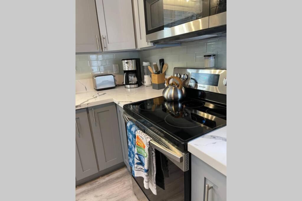 Spacious 2 Bedroom Beach House With King Suite Waianae Εξωτερικό φωτογραφία