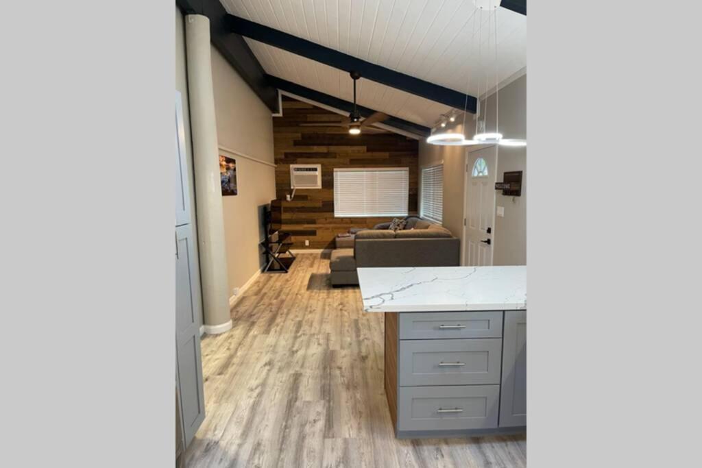 Spacious 2 Bedroom Beach House With King Suite Waianae Εξωτερικό φωτογραφία